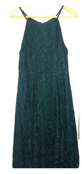 Lulu's Dresses & Skirts - Lulus lace dress Lulu's Dresses & Skirts - Lulus lace dress